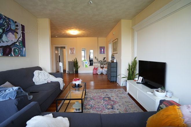 1 - SEPT 2026-Amazing Washington Sq 4 bed, H/HW inc. Pet friendly. No Fee!