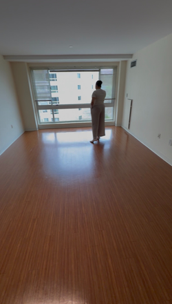 Hall - Peninsula Apartments