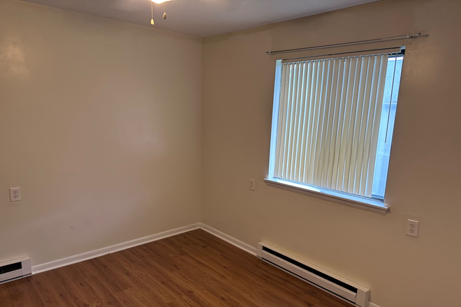 Rear Bedroom - College Place B 305 Condo