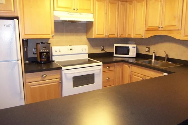 kitchen - 1bedroom & 1bathroom apt for Rent.