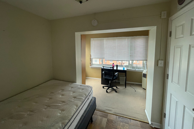 Bedroom, closet door on the right - College Park Towers