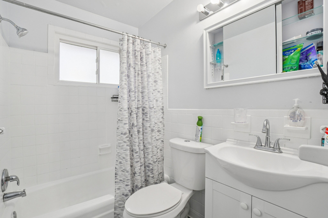 main floor bathroom - Room in house walking distance to campus.