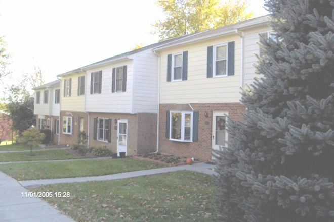  - 3 Bedroom 2.5 Half Bath Townhouse