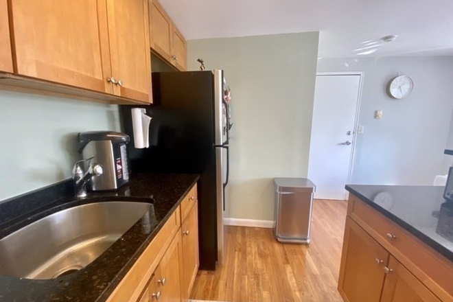 LIVING - GREAT LOCATION! 2 BED WITH PARKING SPACE INCLUDED! 8/1/25! Apartments