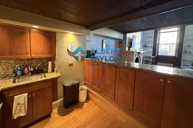 Kitchen - Lofty 3 bedroom 2 bath near Boston Common!!