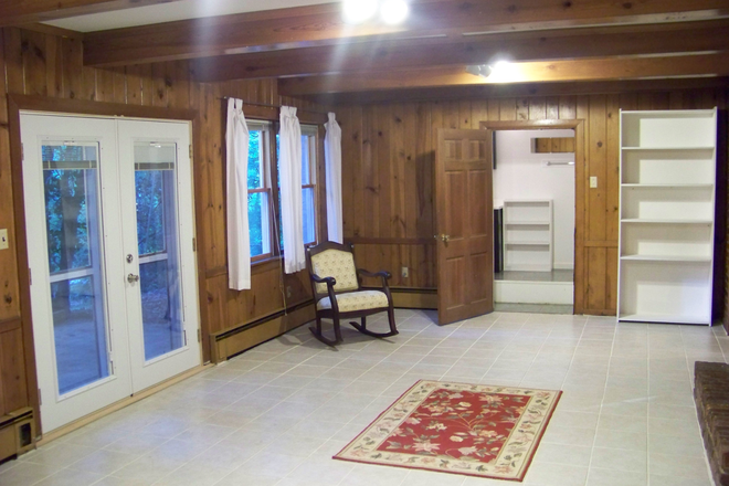 Living room - Garden apartment-prime in town Chapel Hill neighborhood