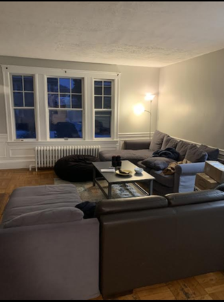 . - NO BROKER FEE 2026-2027 - 6 bedroom, 2 bathroom on Crosby rd Duplex