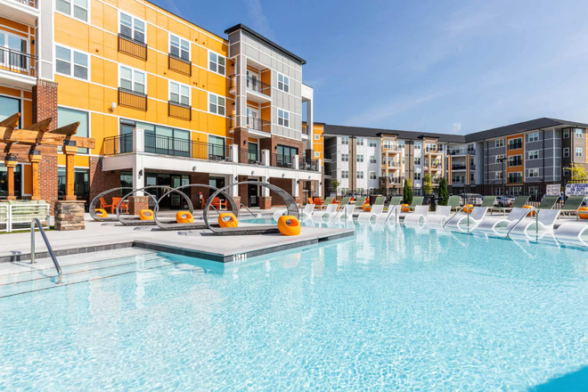 Pool - Sublet available at Signature at Hartwell Apartments