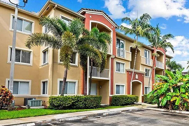 University Parc - University Parc Condo (L1) - 3 Bedroom/2 Bedroom Unit: Fully Furnished - 1 Mile from NSU