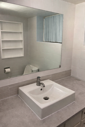 Bathroom - 1 Partially Furnished Bedroom in Humewood/Cedarvale Apartments