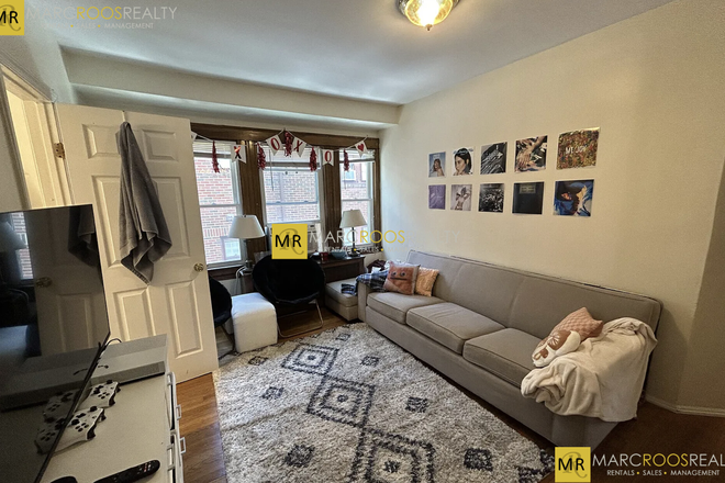Living Space - Kirkwood Rd 5 Bed