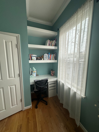 Bedroom - Private room and bath in beautiful butchers hill rowhome