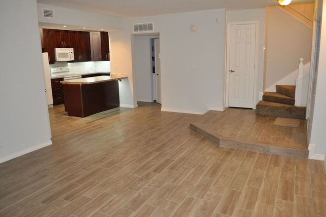 Living Room - Newly renovated 3/3 TH, walking distance Townhome