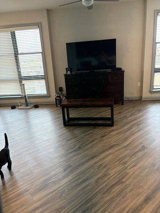 Living Space - 1 BR 1 Bath Top Floor.  $1850 / month.  Move in April 7.  Lease ends June 27 Apartments