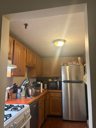 Kitchen - 27 St Stephens Street Apartments