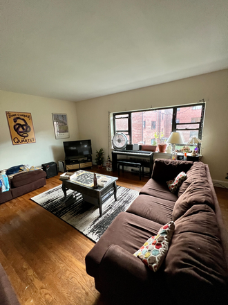 . - Renovated 4-bed 2-bath. No broker fee. Contact Will McGowan 617.512.5822 Apartments