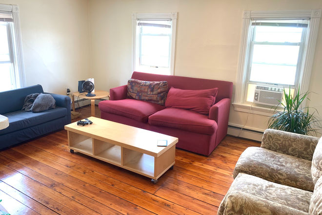 Living room - 2BR w/ All Utiltiies and WiFi Included, Steps to Brown & the Best Food/Drink on the East Side!