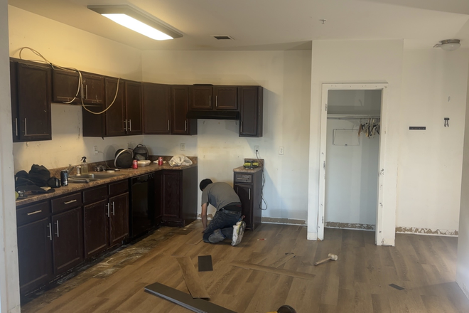 Kitchen - Depot Square - 2 Bed 2 Bath just $900 Apartments