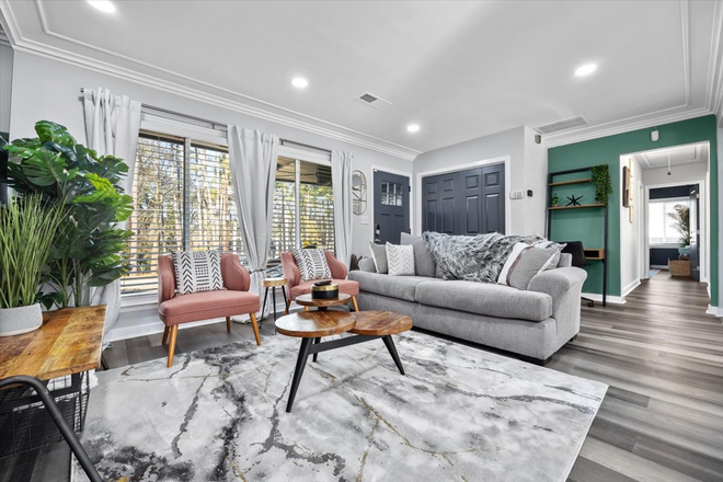 Living Area - Fully Furnished 3BR/2BA Home Near Agnes Scott, Emory, CDC, and Downtown Decatur