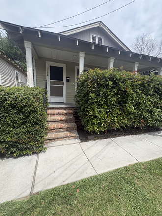 Exterior porch - 1128 Hillary - Why rent a room when you can rent an apartment?