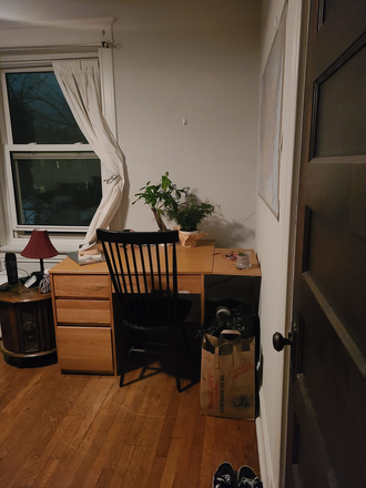 Bedroom - Room in House on Waterman Blvd