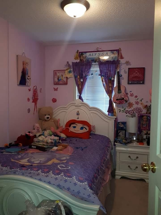 Bedroom - Entire Two bedroom townhouse for rent in John Street