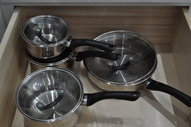 Pots and Pans - Furnished Private Apt, utilities, Heart of Queen West-20 minute walk to UofT