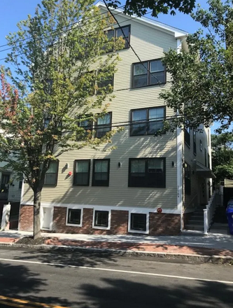 Front View - 298 Wickenden St. Unit 07 for Rent - Apartments