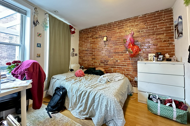 . - AMAZING 4 BEDROOM FOR RENT 9/1/2025!! Apartments