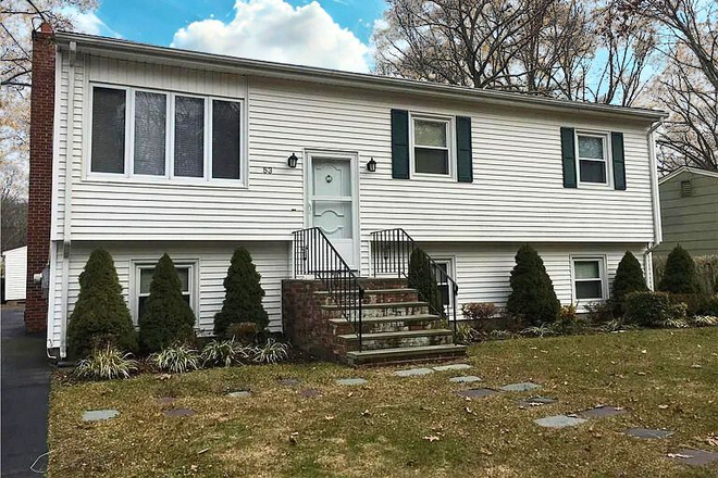 photo - 53 Spice Bush Trail, Narragansett, RI 02882 House