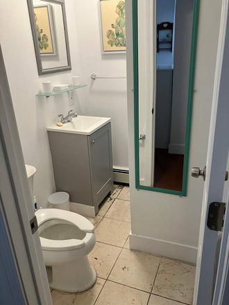 Room 1 private bathroom - Private rooms available, includes all utilities, free laundry ,and WIFI
