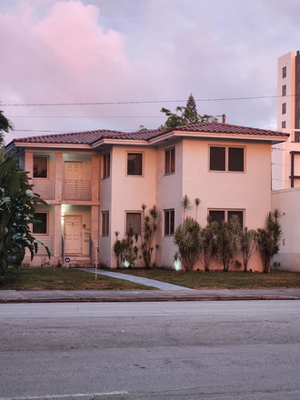 Front of Duplex - Modern University of Miami Upper Unit Luxury Rental On Campus