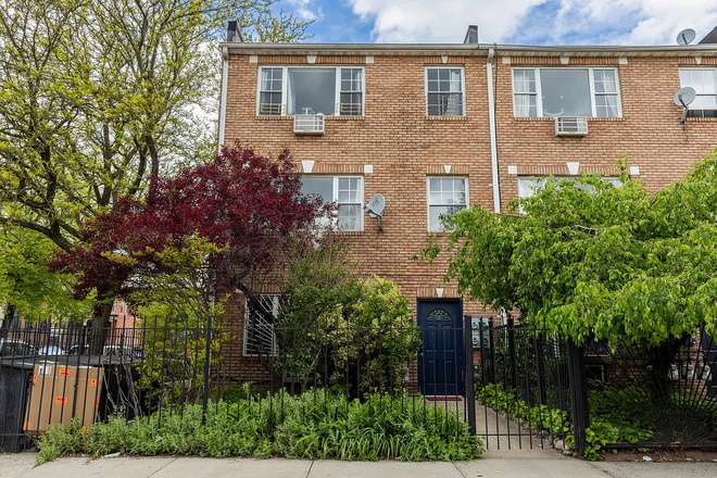 1 monroe st - front - Clinton Hill and Bed-Stuy Border Townhome