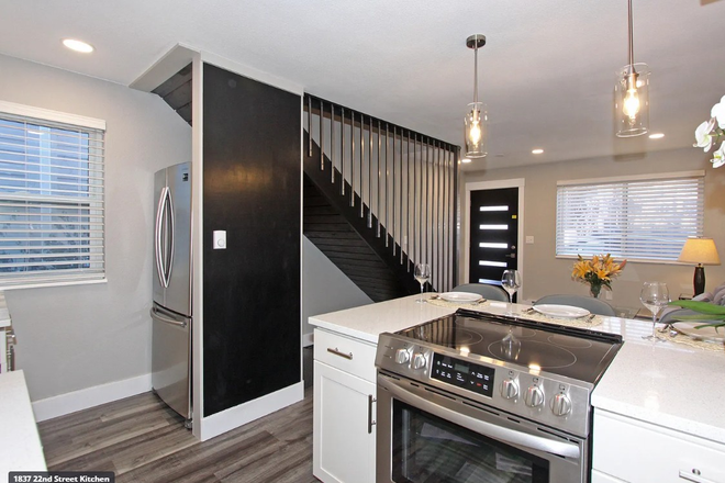 Kitchen area - Spring Semester 2026 Sublease: Private Room with attached 3/4 bath in 3-bedroom townhouse