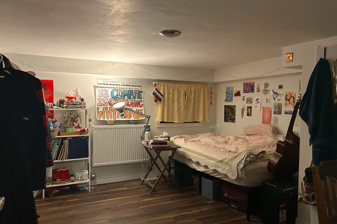 Bedroom - Fully Furnished - night - 1 Furnished Bedroom in Chinatown,  $750 utilities included, 5 min walk to UTSG, 5 mins to Kensington