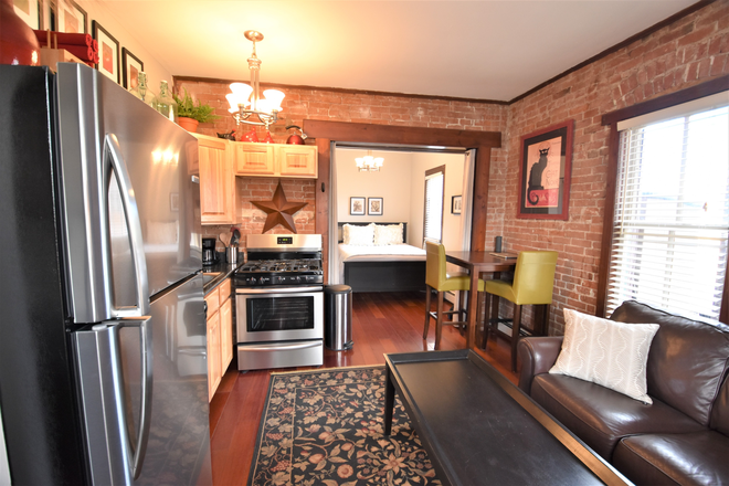 #2 - 1845 18th #2 (1BR/ 1BA) Apartments
