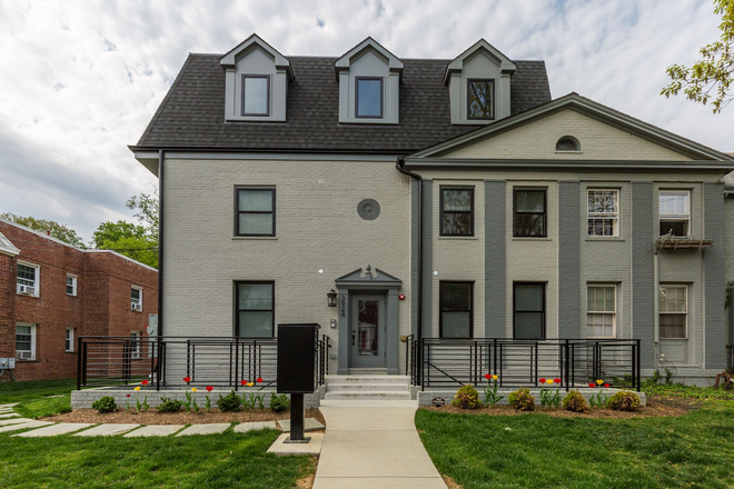 Front of building - Brand New 1 Bedroom in Glover Park, W/D in unit, Reserved Parking, New Appliances, New Floors