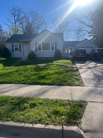 Front of house - Lexington Law House