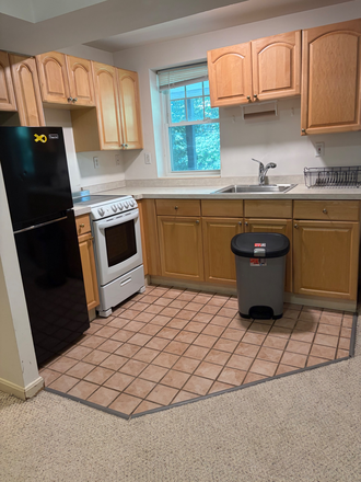 Kitchen - Apartment with separate entrance, patio, and garden in private home