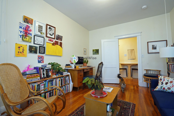 1 - AUG 2026-Fanstastic Comm Ave 2 bed. Easy MBTA-NO FEE Apartments
