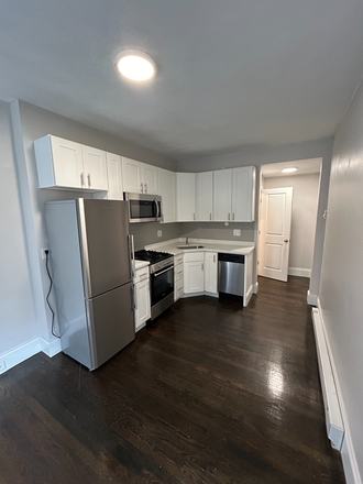 Kitchen - 3 Bed Available 9/1/25! *CONTACT NOAH 603-470-8181*