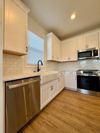 Photo - 2016 Kyles Way - Individual Apartments