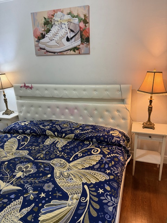 bedroom - garden apartment