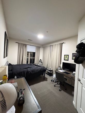 Private bedroom, desk area, black out shades - Excellent location close to campus, newly remodeled, includes parking space & utilities. Patio