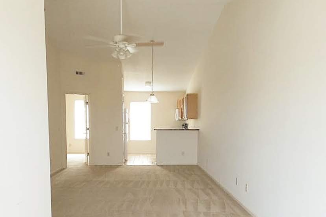 Forest Park Living Room Layout 1 - Forest Park Apartments