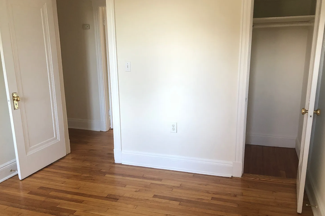Room - Selkirk rd - 2 bedroom apartment close to Boston College