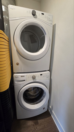 Washing machine and dryer - 1BR apt-Goldfinch Blvd-Princeton Junction