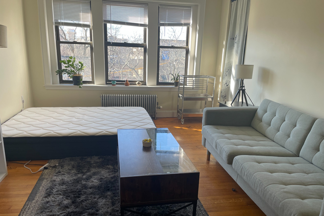 The available room (personal) - Terry Terrace