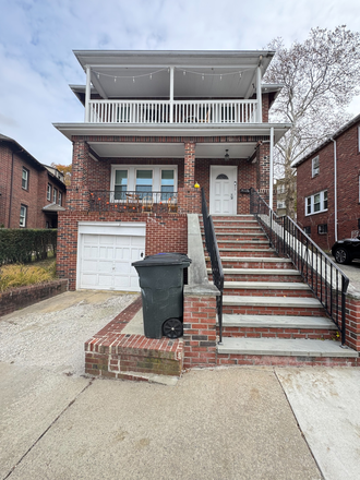 single-family brick house (front exterior) - SINGLE-FAMILY HOUSE. NO BROKER FEE!! 3 PARKING SPOTS INCLUDED