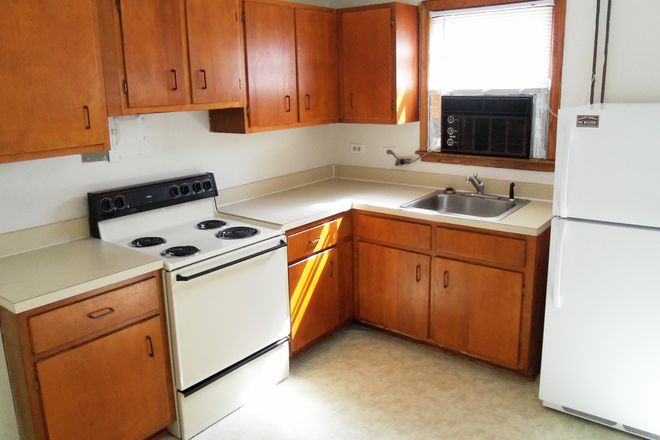 Kitchen - The Californian Apartments